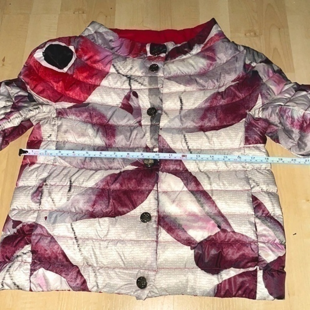 Jijil 3/4 sleeve jacket puffer reversible red poppy design M gently preloved - Picture 5 of 11